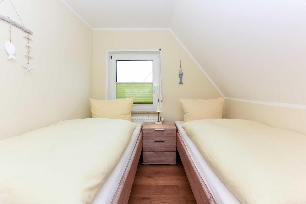 Ferienwohnung Teezeit Neuharlingersiel Room photo